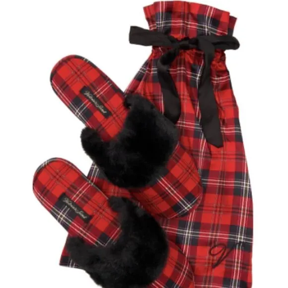 Victorias Secret Plaid Flannel PJ Slipper Set M