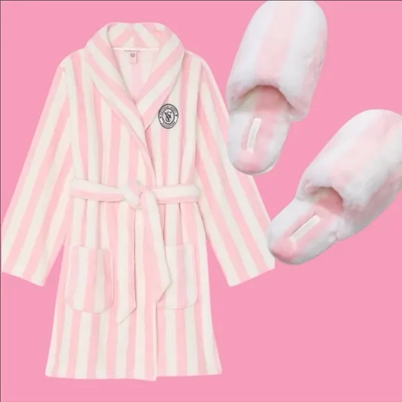 Victoria’s Secret XS/SM PRETTY BLOSSOM STRIPES Robe &amp; Slippers