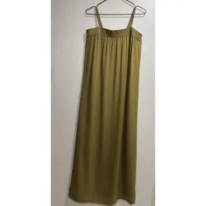 Vince 100% Silk Maxi Dress in Natural Olive Green Size XS NWT $445 Minimalist