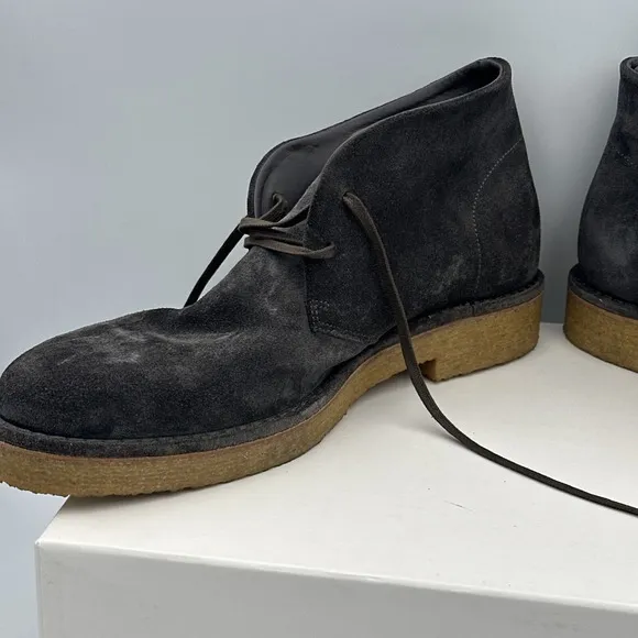 Vince Boots Mens 8 M Suede Chukka Shoes Crofton Graphite SU Lace Up Casual NWB
