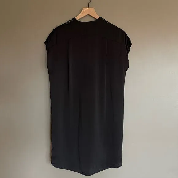 Vince Embroidered Front V-Neck Shift Dress Black Size 4 Minimalist Relaxed Fit