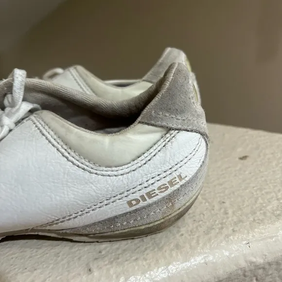 Vintage Diesel Helmo Leather Gray White Low Top Sneakers Shoes Size 9.5 Y2K