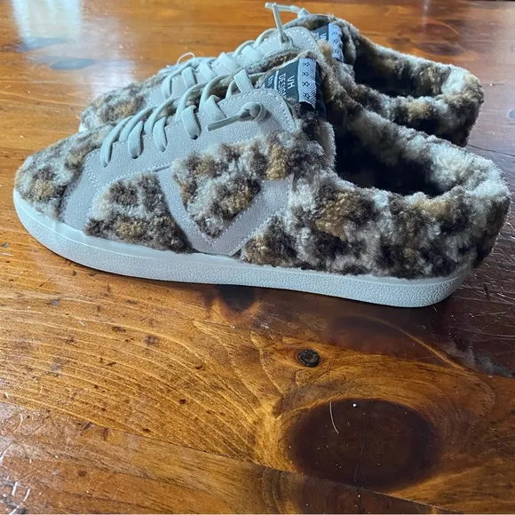Vintage Havana - VH - Snuggle Leopard Fur Mix Leather Sneakers Slippers - 10