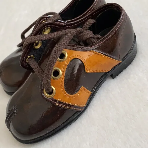 Vintage | Retro Saddle Oxford Lace Up Crown Heel Shoes Made in USA Brown (5)