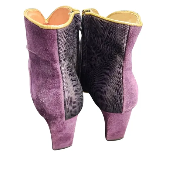 Vintage Womens Purple Suede Ankle Boots Size 7.5