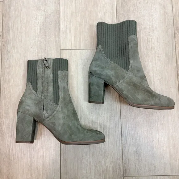 VIONIC Kaylee Ankle Boot in Green Suede Size 8.5