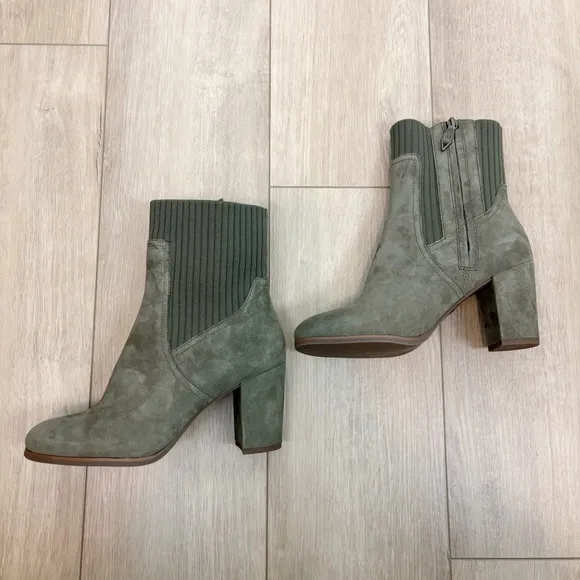 VIONIC Kaylee Ankle Boot in Green Suede Size 8.5
