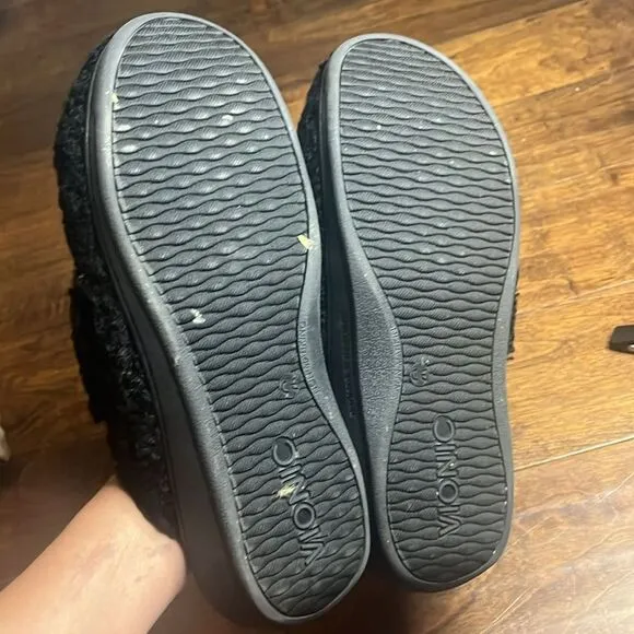 Vionic Black Gemma Faux Shearling Mule Slippers, size 10