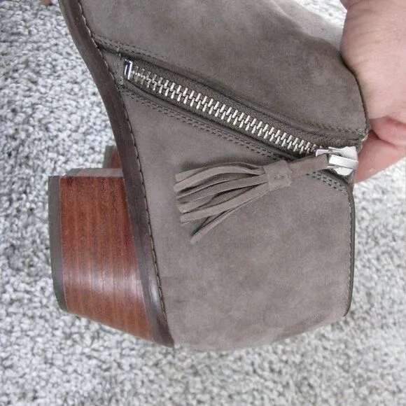 Vionic suede ankle boots 8.5