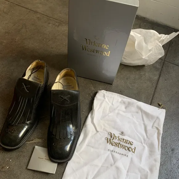 Vivienne Westwood Early 2000's Shoes USED IN THE SHOW ! detachable accessory