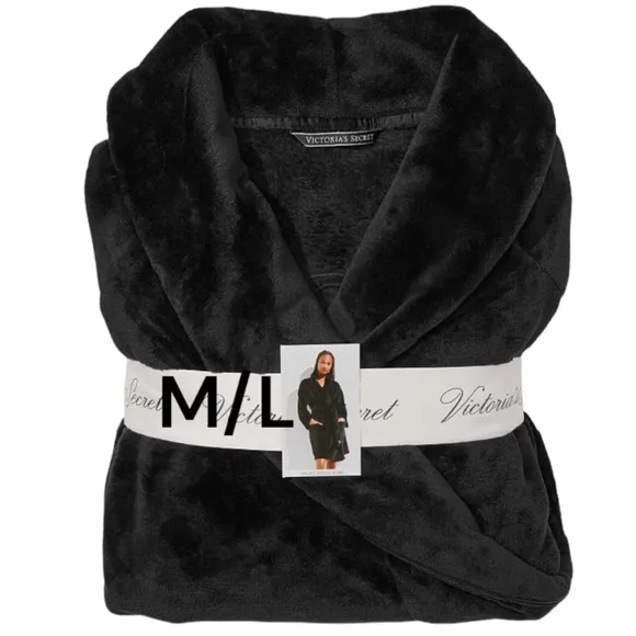 VS BLACK M/LShort Cozy Robe, BLACK HEART SLIPPERS &amp; HEARTS BLANKET