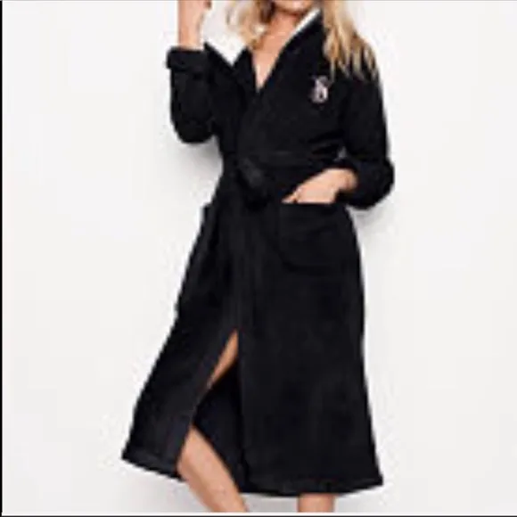 Vs long hooded robe black XS 2018 RARE vs pink Faux fur slipper black Sz m lg