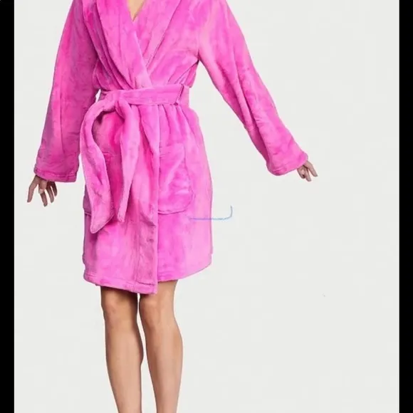 VS Med “Summer Pink” Cozy Robe &amp; Slippers