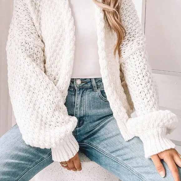 White Casual Women's Minimalist Long Sleeve Cardigan