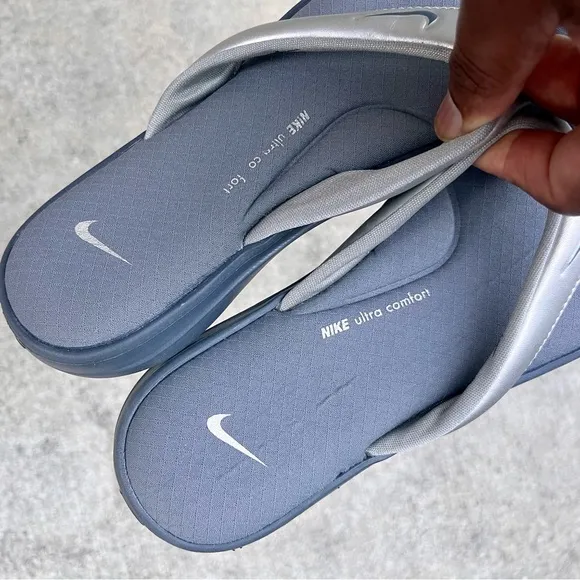 WMNS NIKE ULTRAS COMFORTS 3 THONGS THNG III GREYS SILVERS GRAYS FOOTBEDS