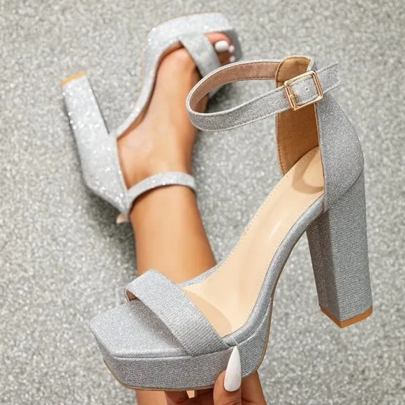 Women Minimalist Chunky Heeled Ankle Strap Sandals, Glamorous Heeled Sandals