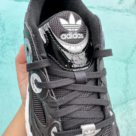 WOMEN'S Adidas Astir Sneaker Black White GY5260