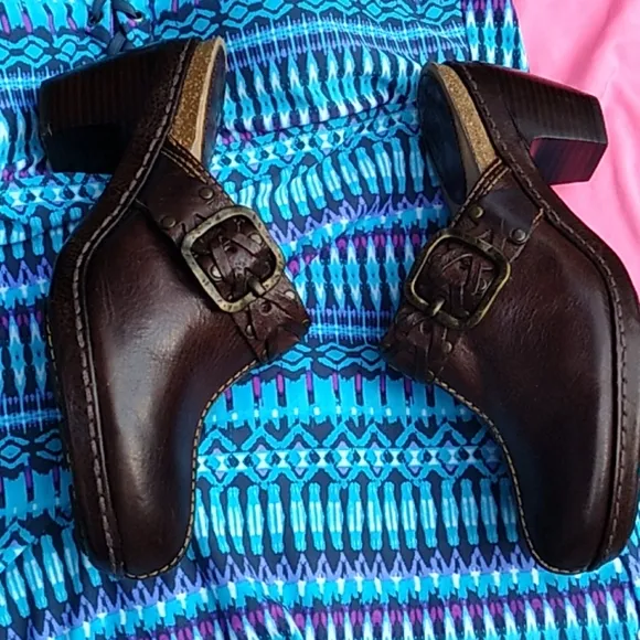 Women's Frye brown leather shoes 👞size 9