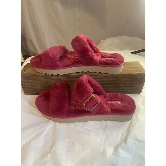 Women's Koolaburra By UGG Soft Fluffy‎ Maroon Furr Ah Sandals-Size 12-Rare Find
