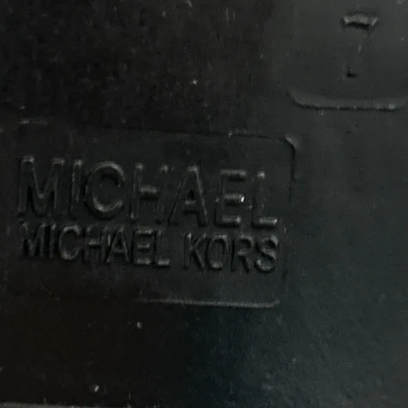 Women’s Michael Kors Black Patent Leather Boots w / Logo Backstrap, Size 7.