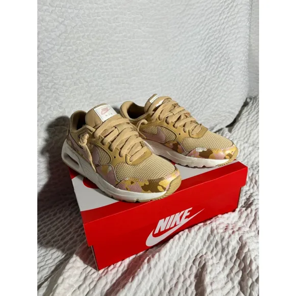 Women's Nike Air Max 1 Sneakers Size 7 Tan Pink