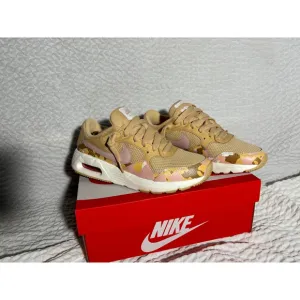 Women's Nike Air Max 1 Sneakers Size 7 Tan Pink