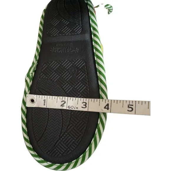 Women’s Slippers size S 5/6 GRINCH Green/ Red