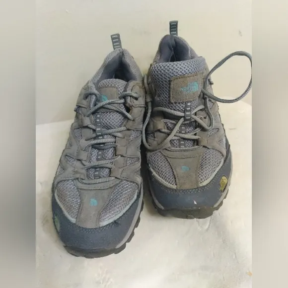 Womens THE NORTH FACE Gray &amp; Blue Hiking Shoes Size 9