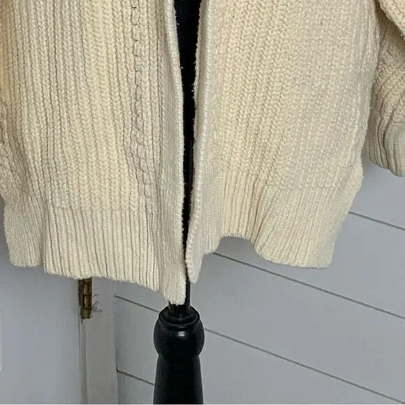 Women’s XS Free People Nightingale Cardi oversized cream cardigan.