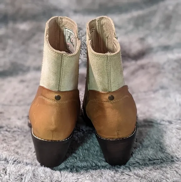 Woolrich's Kiva Ankle Boots Women's sz 8.5​​​​