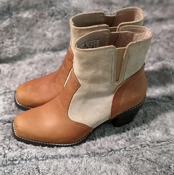 Woolrich's Kiva Ankle Boots Women's sz 8.5​​​​