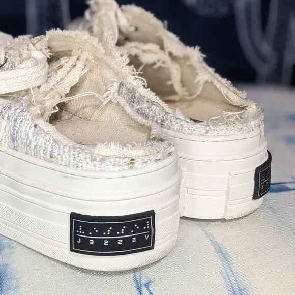 Xvessel G.O.P. White Tweed Fringe Lace Up Slip On Shoes White Women's Size 6