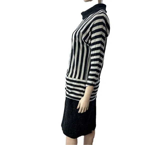 Young momi MATERNITY midi dress minimalist