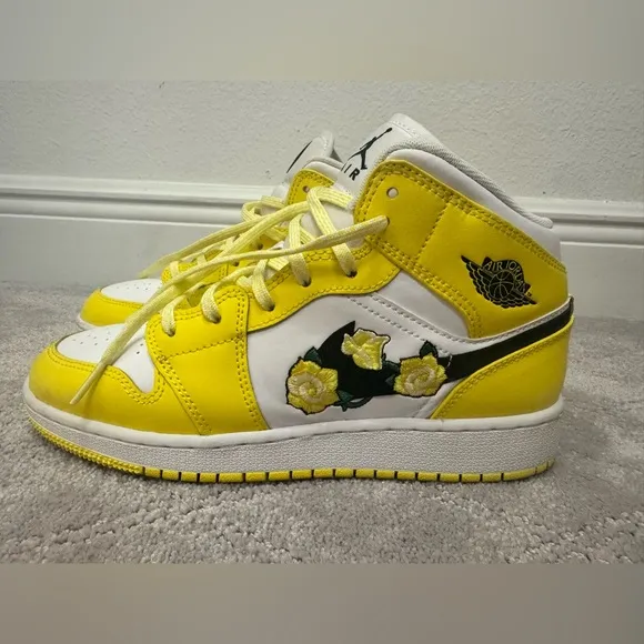 Youth Jordan 1 Mid Dynamic Yellow Floral