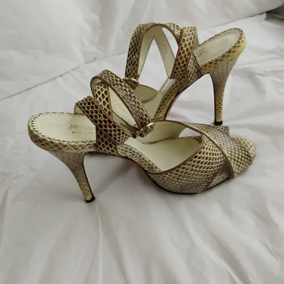 Yves Saint Laurent Rive Gauche luxury heels Snake Skin sz 38