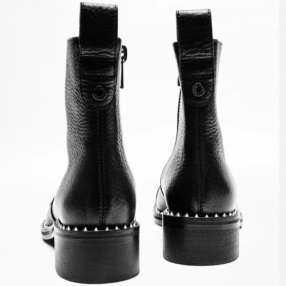 Zadig &amp; Voltaire Empress Clous Textured Leather Ankle Boots NWOB, With Dust Bag