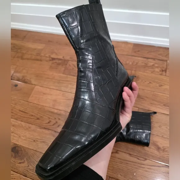 Zara Black Animal Print Modern Ankle Boot Bootie SZ 39