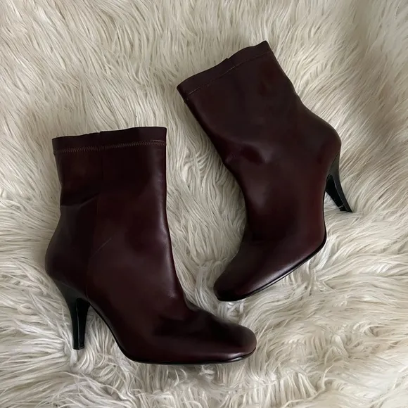 ZARA Elegant Brown Leather Ankle Boots