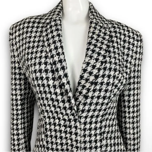 ZARA Houndstooth Tweed Boucle Mini Blazer Dress Blogger Favorite Quiet Luxury
