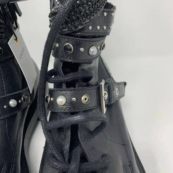 ZARA LOW HEELED LEATHER ANKLE BOOTS