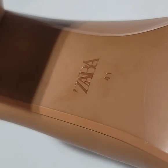 ZARA POINTY TOE BLOCKS HEELS GOLD BUCKLE WHIMSICAL TAN DRESSY GRANMA PUMPS US 10