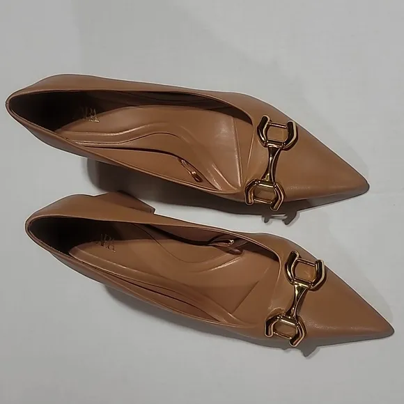 ZARA POINTY TOE BLOCKS HEELS GOLD BUCKLE WHIMSICAL TAN DRESSY GRANMA PUMPS US 10