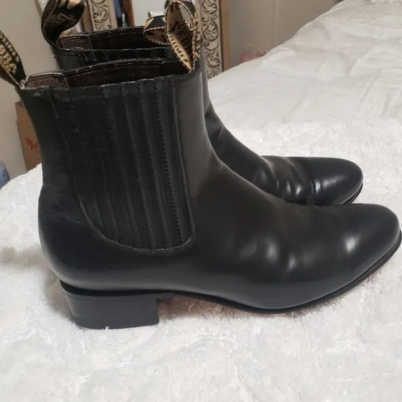 Zebra Black Leather Ankle Boots size:10