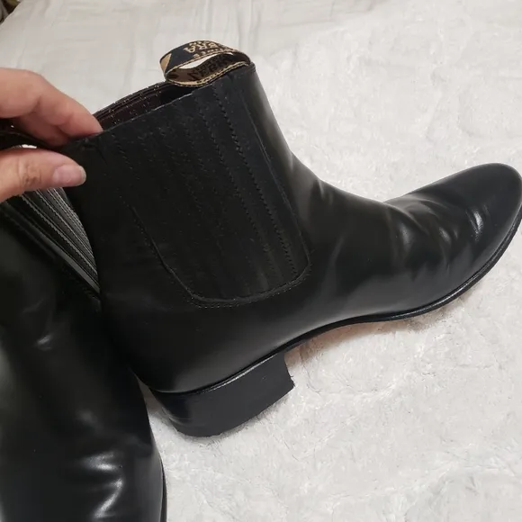 Zebra Black Leather Ankle Boots size:10